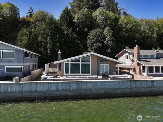 Property photo for 3761 Bells Lane, Langley photo 2