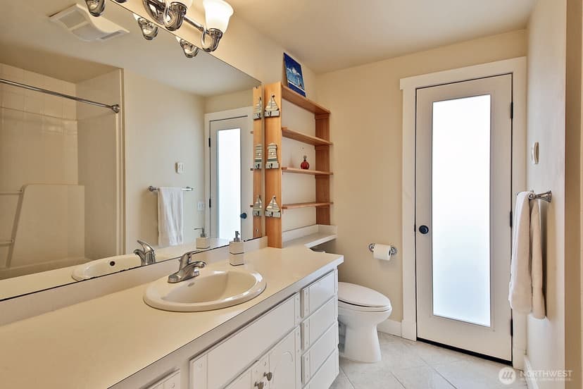 Property photo for 3761 Bells Lane, Langley photo 18