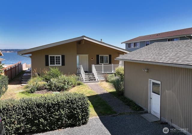 Property photo for 3761 Bells Lane, Langley photo 3