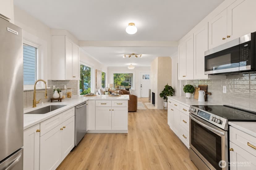 Property photo for 4236 S Findlay Street, Seattle photo 10