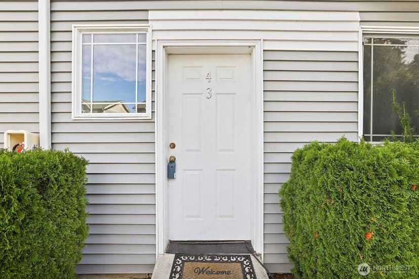 Property photo for 3322 148th Street SW #D3, Lynnwood photo 2