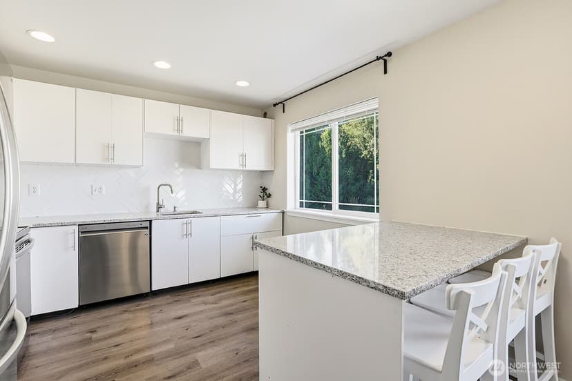Property photo for 3322 148th Street SW #D3, Lynnwood photo 10