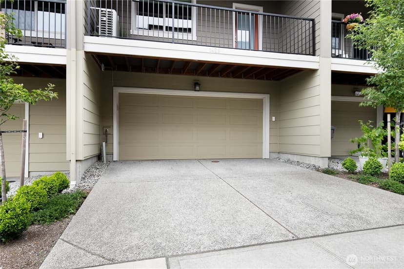 Property photo for 1429 8th Avenue NE #8, Issaquah photo 35
