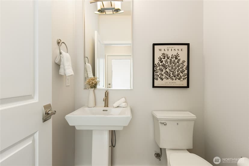 Property photo for 1429 8th Avenue NE #8, Issaquah photo 16