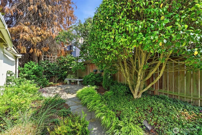 Property photo for 2316 41st Avenue SW, Seattle photo 26