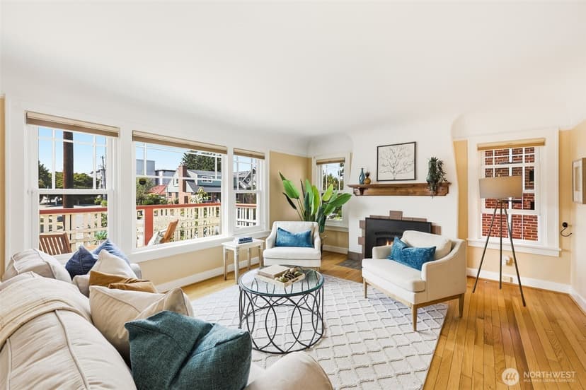 Property photo for 2316 41st Avenue SW, Seattle photo 5