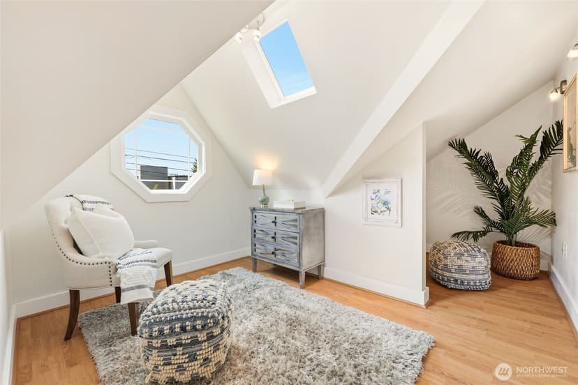 Property photo for 2316 41st Avenue SW, Seattle photo 19