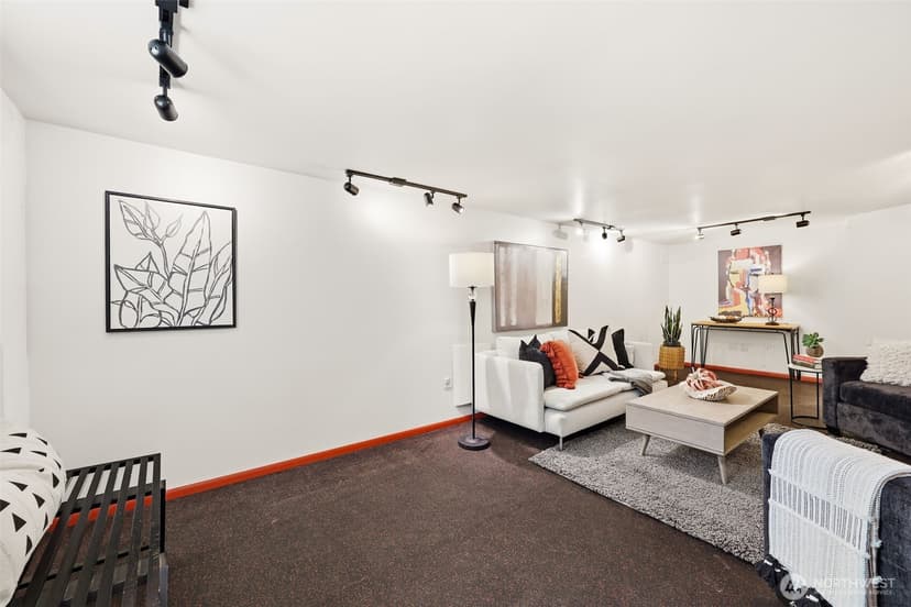 Property photo for 2316 41st Avenue SW, Seattle photo 22