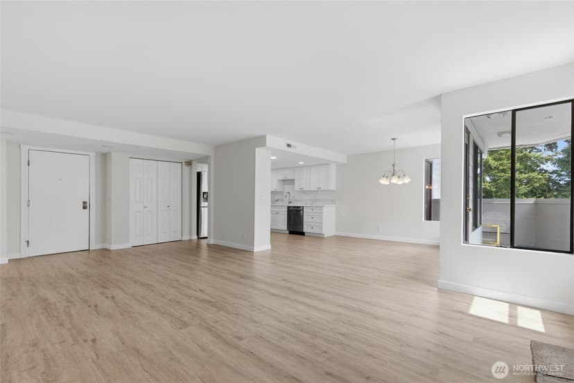 Property photo for 17417 Ashworth Avenue N #202, Shoreline photo 4