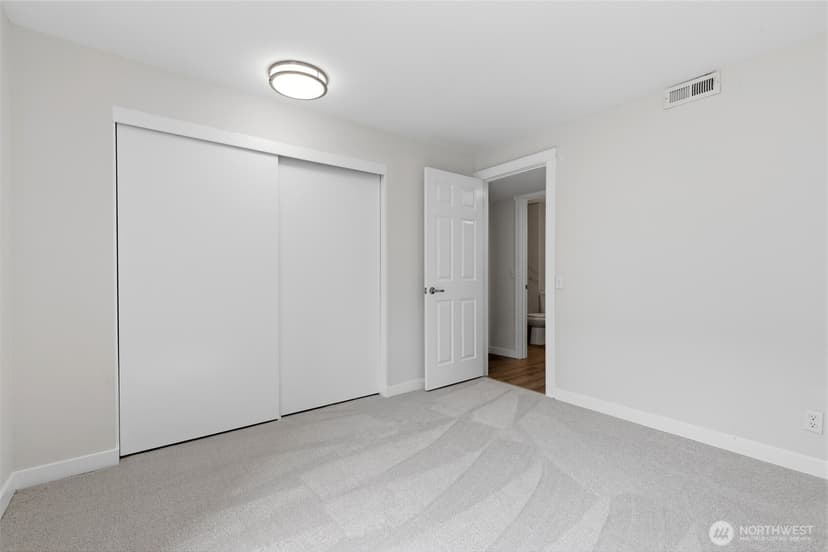 Property photo for 17417 Ashworth Avenue N #202, Shoreline photo 14