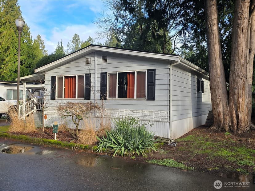 Property photo for 900 29th Street SE #D-9, Auburn photo 2