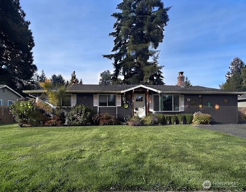 Property photo for 5911 135th Pl NE, Marysville