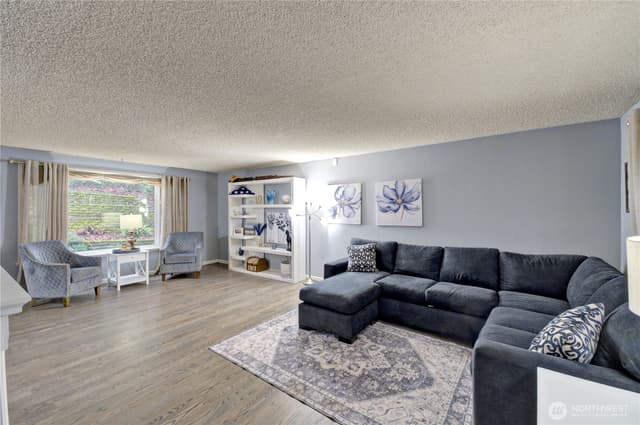Property photo for 13103 7th Avenue Ct E, Parkland photo 2