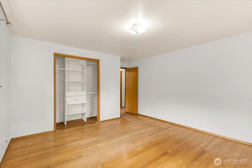 Property photo for 8602 Maple Lane, Edmonds photo 22