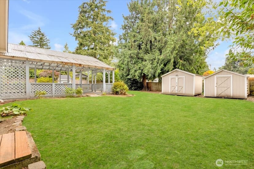 Property photo for 8602 Maple Lane, Edmonds photo 35