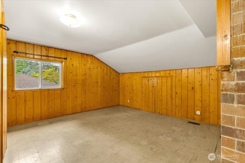 Property photo for 8602 Maple Lane, Edmonds photo 28