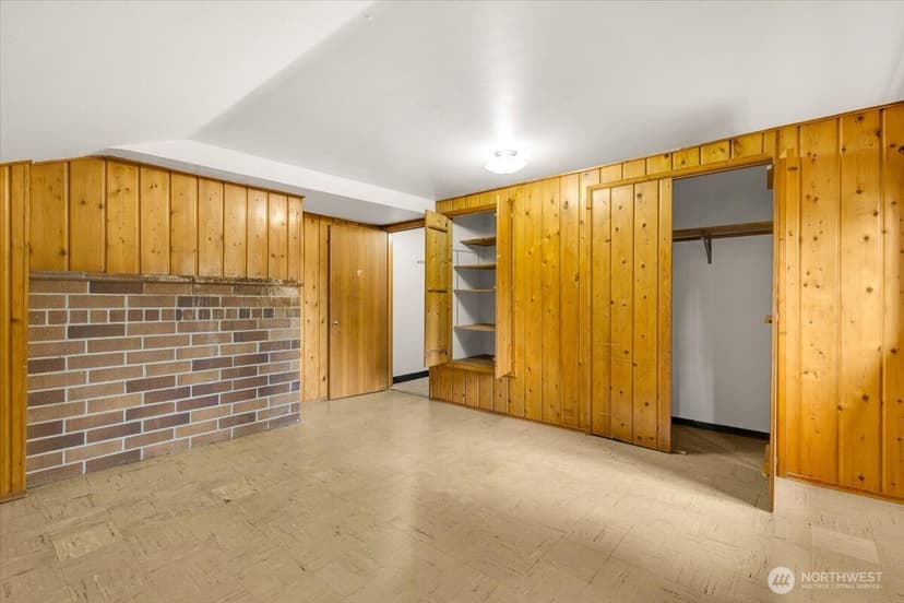 Property photo for 8602 Maple Lane, Edmonds photo 29