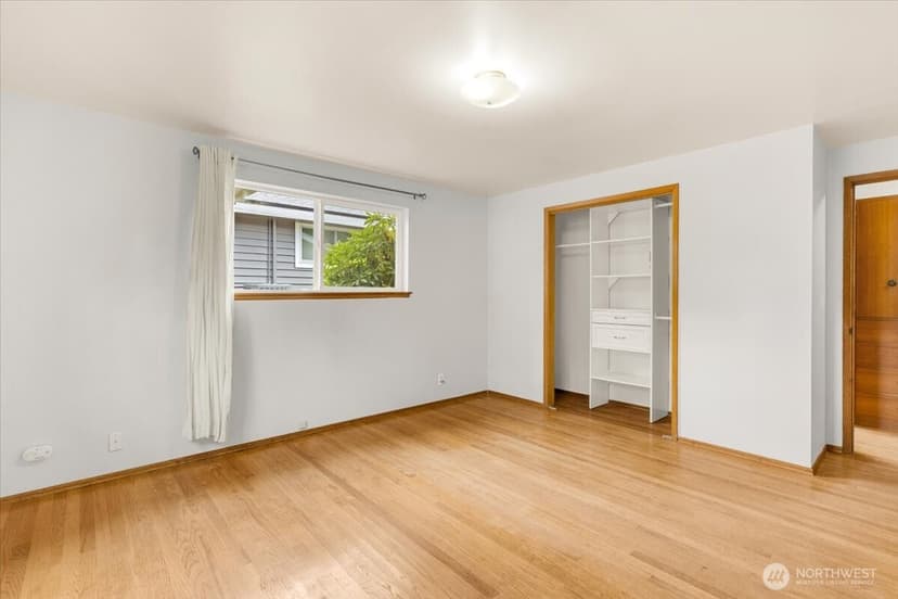Property photo for 8602 Maple Lane, Edmonds photo 23