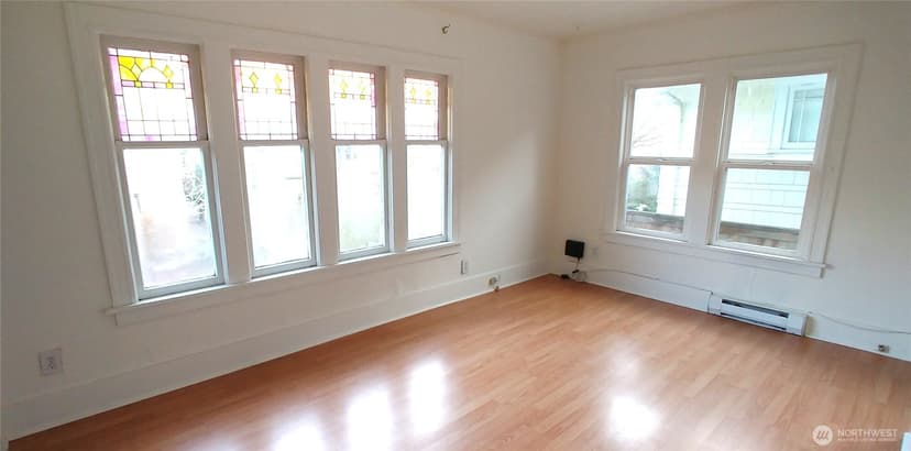 Property photo for 303 N 64th Street, Seattle photo 10