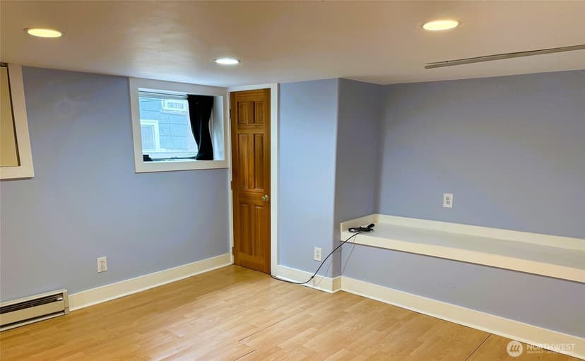 Property photo for 303 N 64th Street, Seattle photo 20