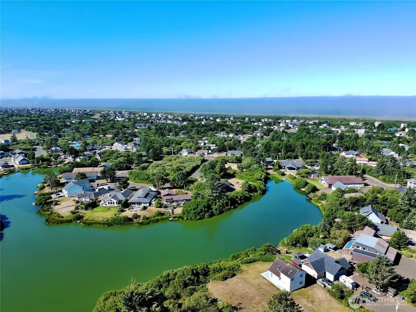 Property photo for 362 King Cyrus Loop SW, Ocean Shores photo 13