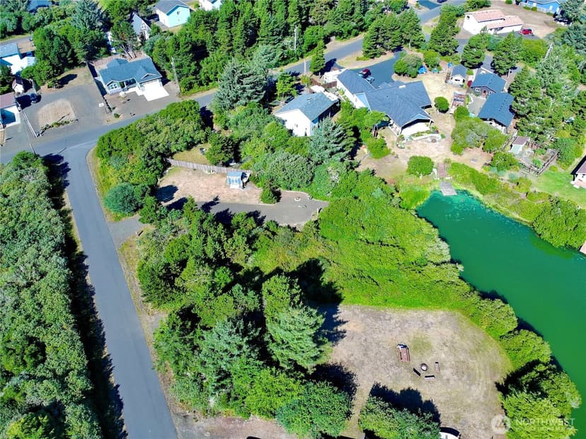 Property photo for 362 King Cyrus Loop SW, Ocean Shores photo 10