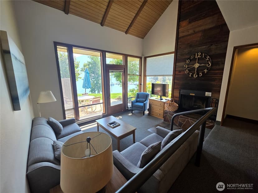 Property photo for 1 Nekquelekin 413-E, Manson