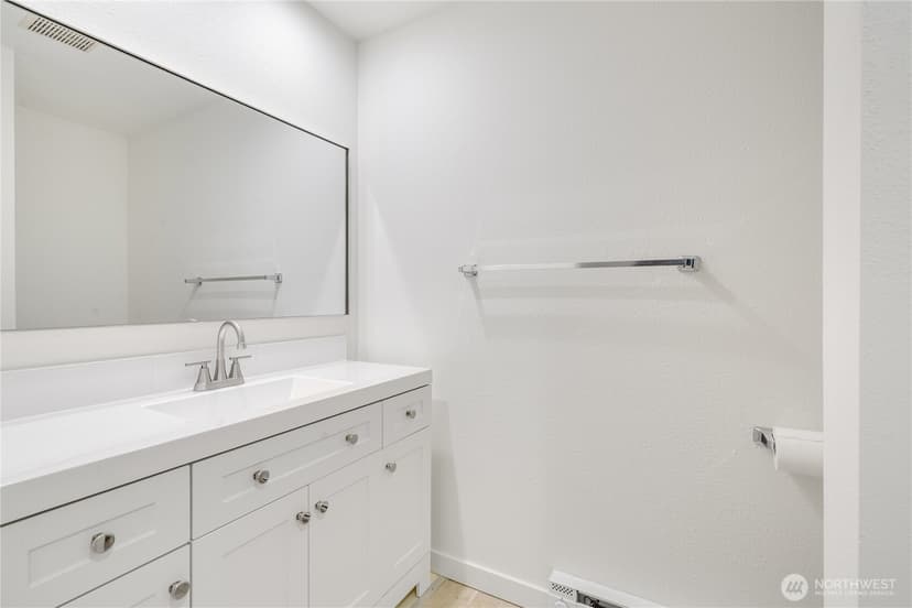 Property photo for 12300 28th Avenue NE #103, Seattle photo 21