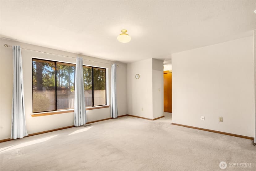 Property photo for 8216 50th Street Ct W, University Place photo 23