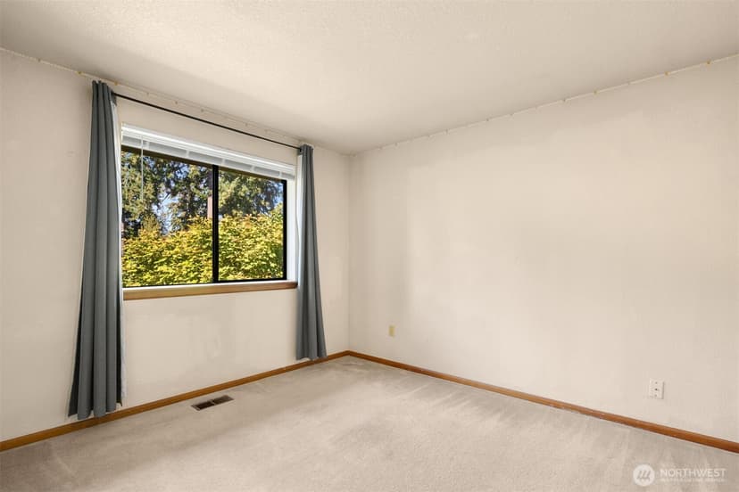 Property photo for 8216 50th Street Ct W, University Place photo 28