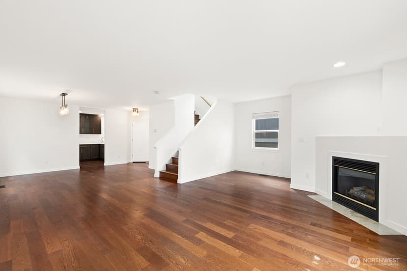 Property photo for 2428 NE 13th Street, Renton photo 6