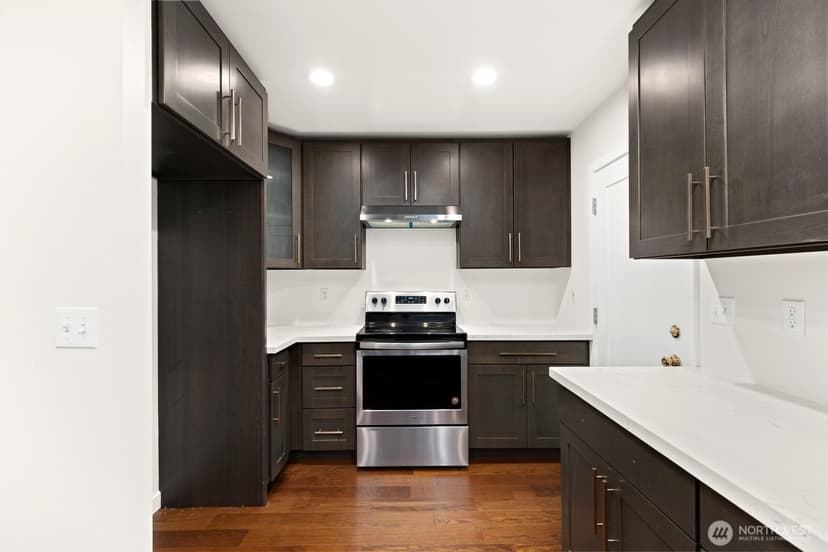 Property photo for 2428 NE 13th Street, Renton photo 13