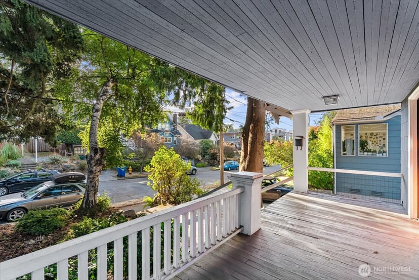 Property photo for 6533 5th Avenue NW, Seattle photo 2