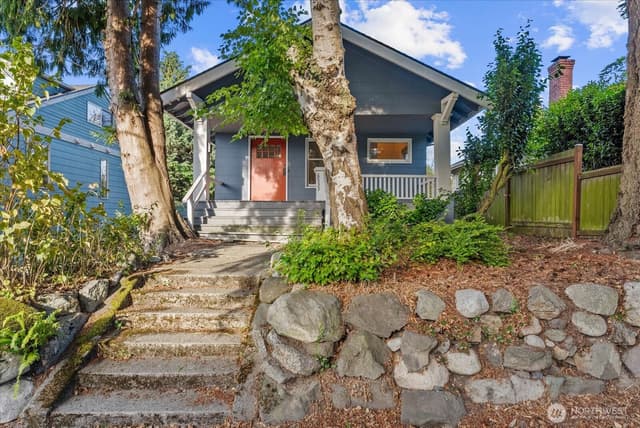 Property photo for 6533 5th Avenue NW, Seattle photo 4