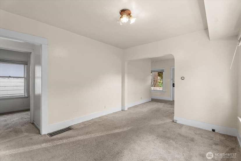 Property photo for 6533 5th Avenue NW, Seattle photo 13