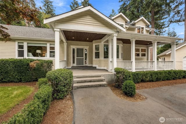Property photo for 32060 56th Avenue S, Auburn