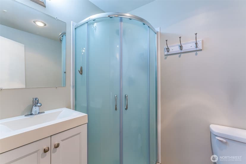 Property photo for 1214 Taylor Avenue N #201, Seattle photo 18