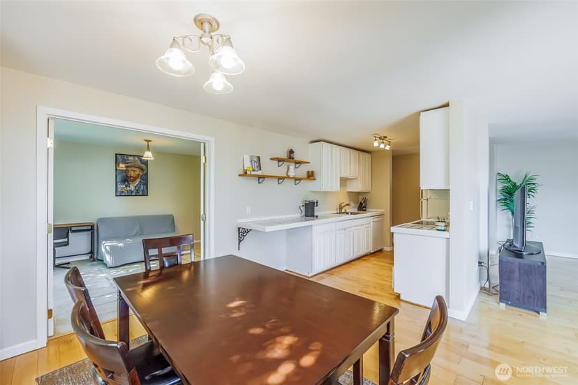 Property photo for 1214 Taylor Avenue N #201, Seattle photo 9