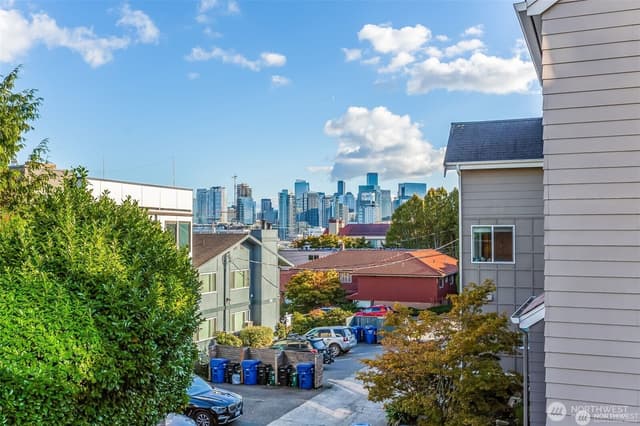 Property photo for 1214 Taylor Avenue N #201, Seattle photo 2