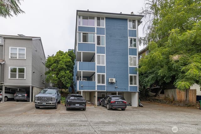 Property photo for 1214 Taylor Avenue N #201, Seattle photo 3