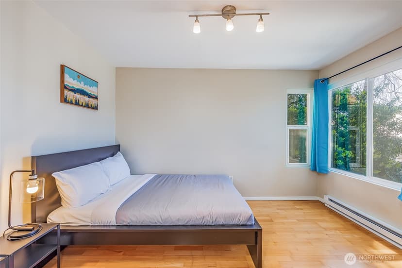 Property photo for 1214 Taylor Avenue N #201, Seattle photo 17