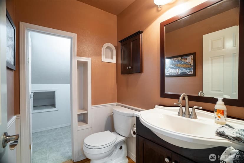 Property photo for 314 80th Place SW, Everett photo 11