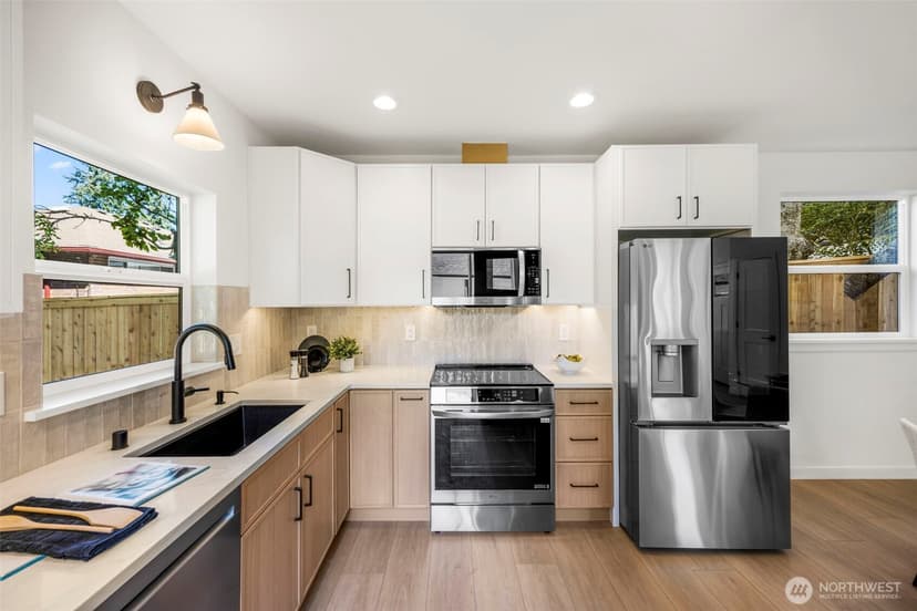 Property photo for 212 N 115th Street, Seattle photo 15