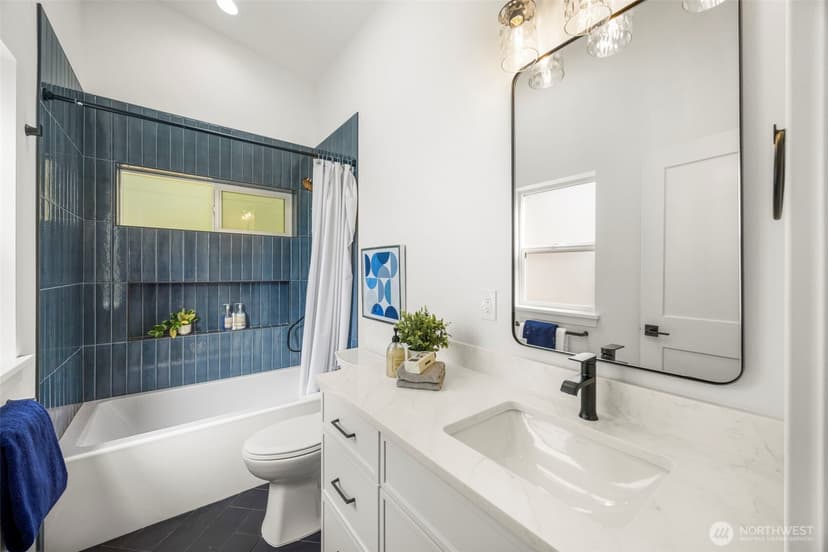 Property photo for 212 N 115th Street, Seattle photo 17