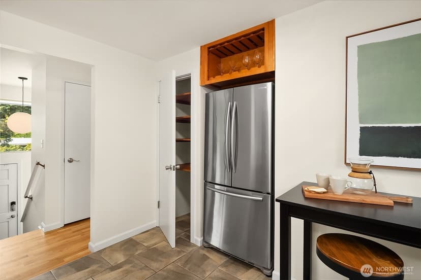 Property photo for 12324 11th Avenue NE, Seattle photo 17