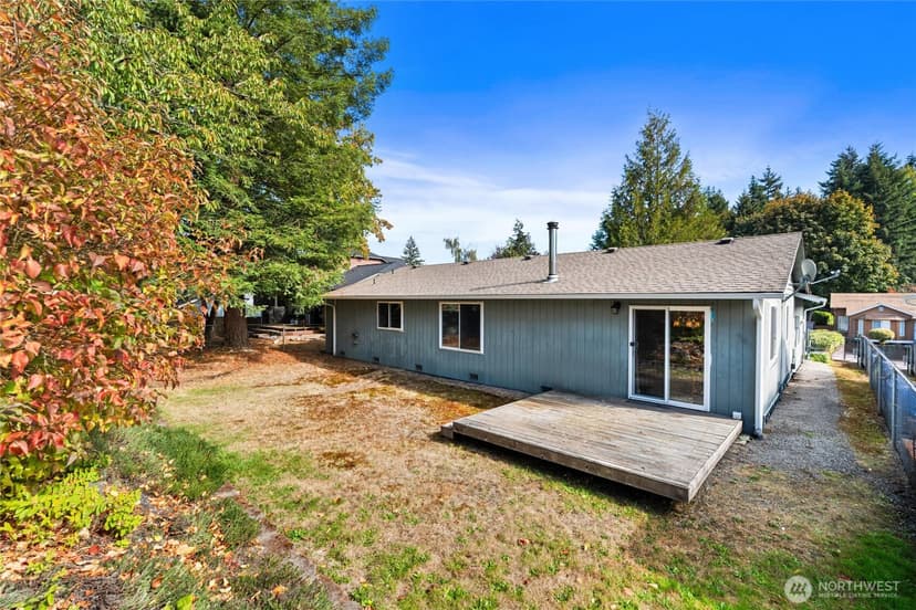 Property photo for 12330 46th Drive SE, Everett photo 24