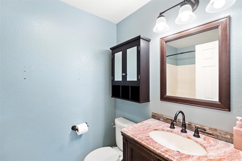 Property photo for 12330 46th Drive SE, Everett photo 17