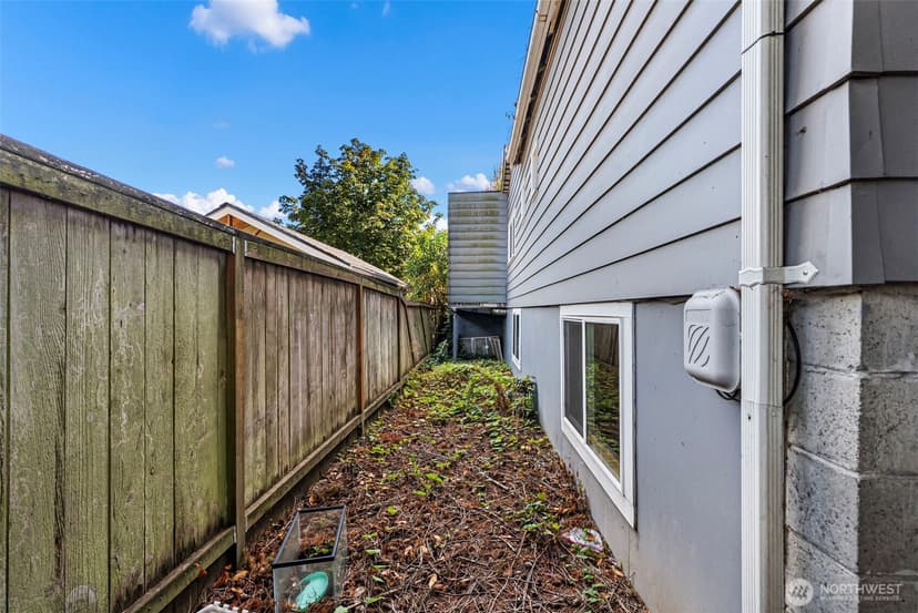 Property photo for 1712 11th Street, Bremerton photo 20