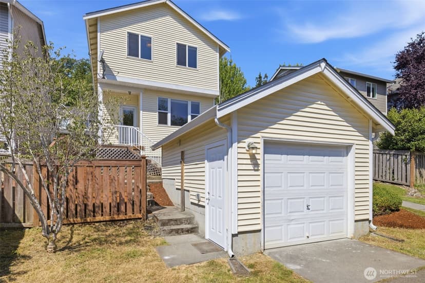 Property photo for 7624 39th Avenue S, Seattle photo 33