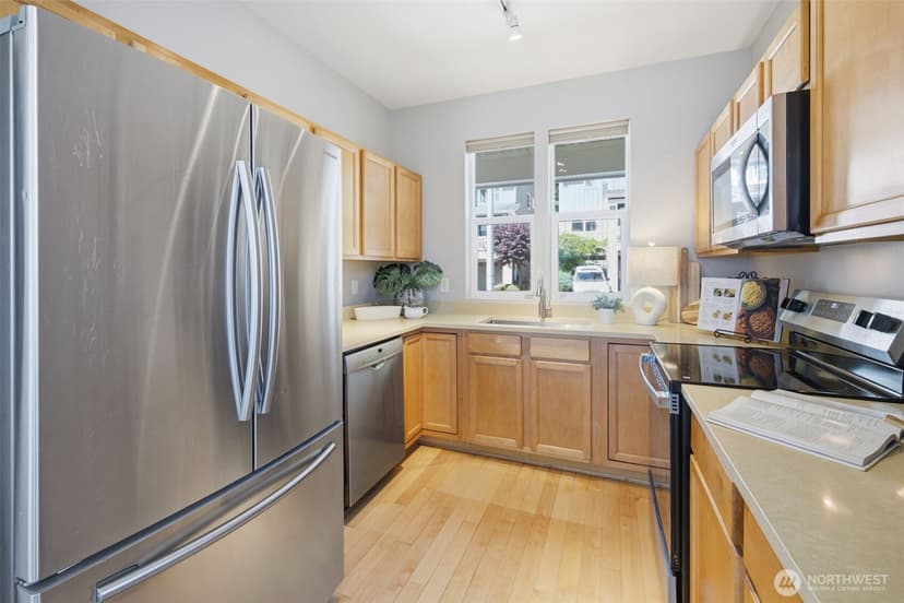 Property photo for 7624 39th Avenue S, Seattle photo 13